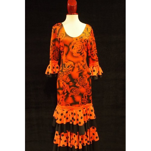 Vestido estampado con mangas y con volantes