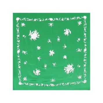 MANTÓN BORDADO EN SEDA