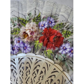 Abanico de Madera con puntilla