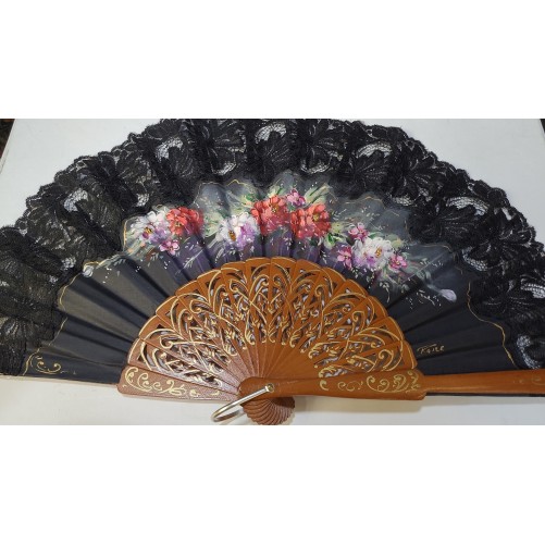 Abanico de Madera con puntilla