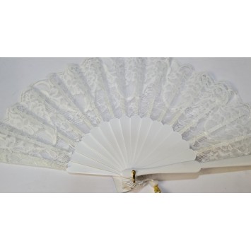 Abanico de Madera con puntilla